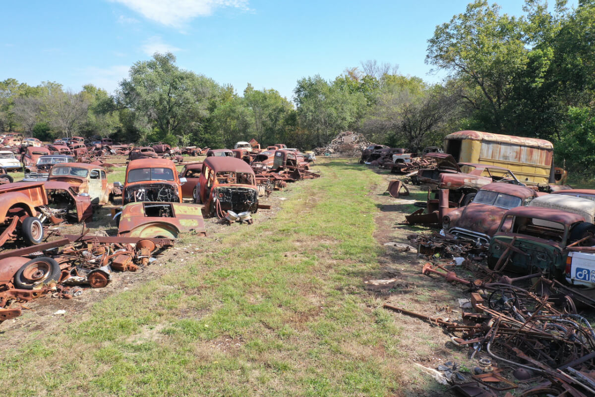 Model T Haven Liquidation Auction in Iola KS - Cars, Parts, Tools ...